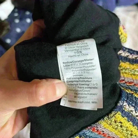 TEXTURE & THREAD by MADEWELL Tie Shoulder Tank Top in Rainbow Crochet sz small - Picture 10 of 11